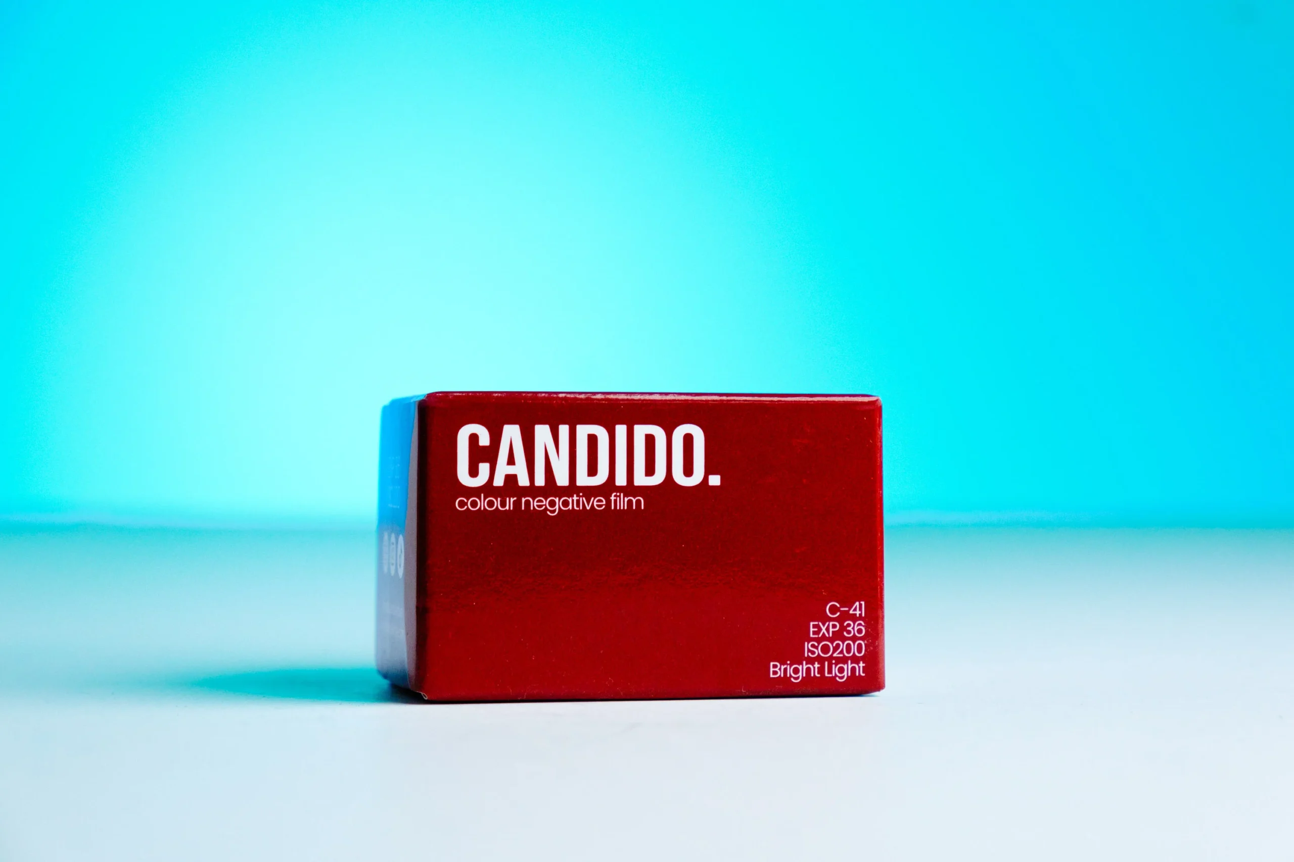 Discover the Candido 200 Colour Negative film, its unique characteristics, vibrant colors, and ideal uses for breathtaking photography.